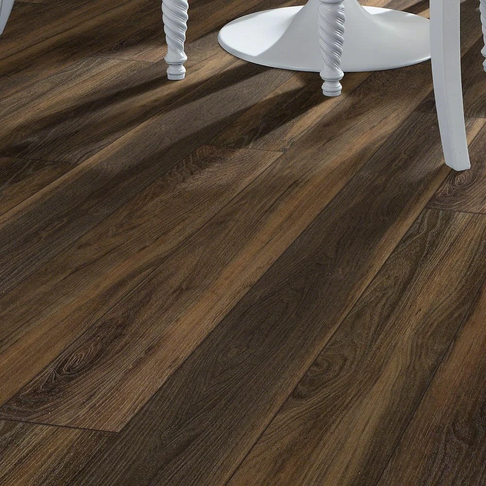 Primavera 7 in. W Gallery Click Lock Luxury Vinyl Plank Flooring (18.91 sq. ft./case) by Shaw 4 Primavera 7 in. W Gallery Click Lock Luxury Vinyl Plank Flooring (18.91 sq. ft./case) by Shaw - Image 4