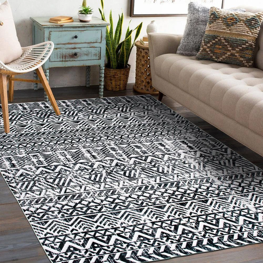 Gray 5 ft. x 7 ft. Distressed Boho Machine Washable Area Rug by World Rug Gallery 4 Gray 5 ft. x 7 ft. Distressed Boho Machine Washable Area Rug by World Rug Gallery - Image 4