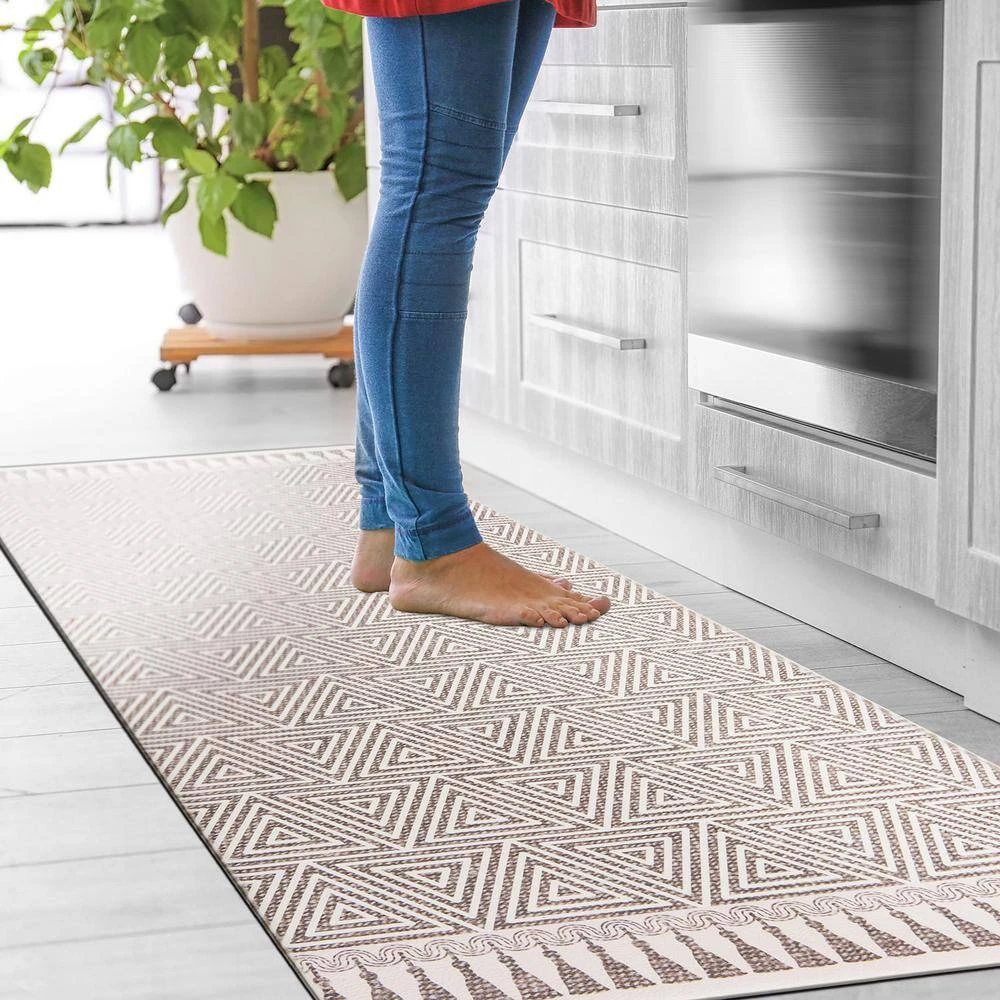 Contemporary Geometric Gray 18 in. x 47 in. Anti-Fatigue Standing Mat by World Rug Gallery 3 Contemporary Geometric Gray 18 in. x 47 in. Anti-Fatigue Standing Mat by World Rug Gallery - Image 3