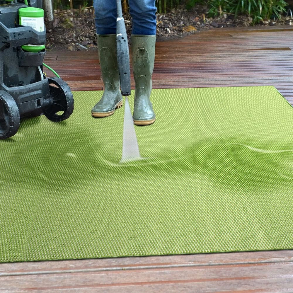 Green 7 ft. 10 in. x 10 ft. Solid Flatweave Indoor/Outdoor Area Rug by World Rug Gallery 7 Green 7 ft. 10 in. x 10 ft. Solid Flatweave Indoor/Outdoor Area Rug by World Rug Gallery - Image 7