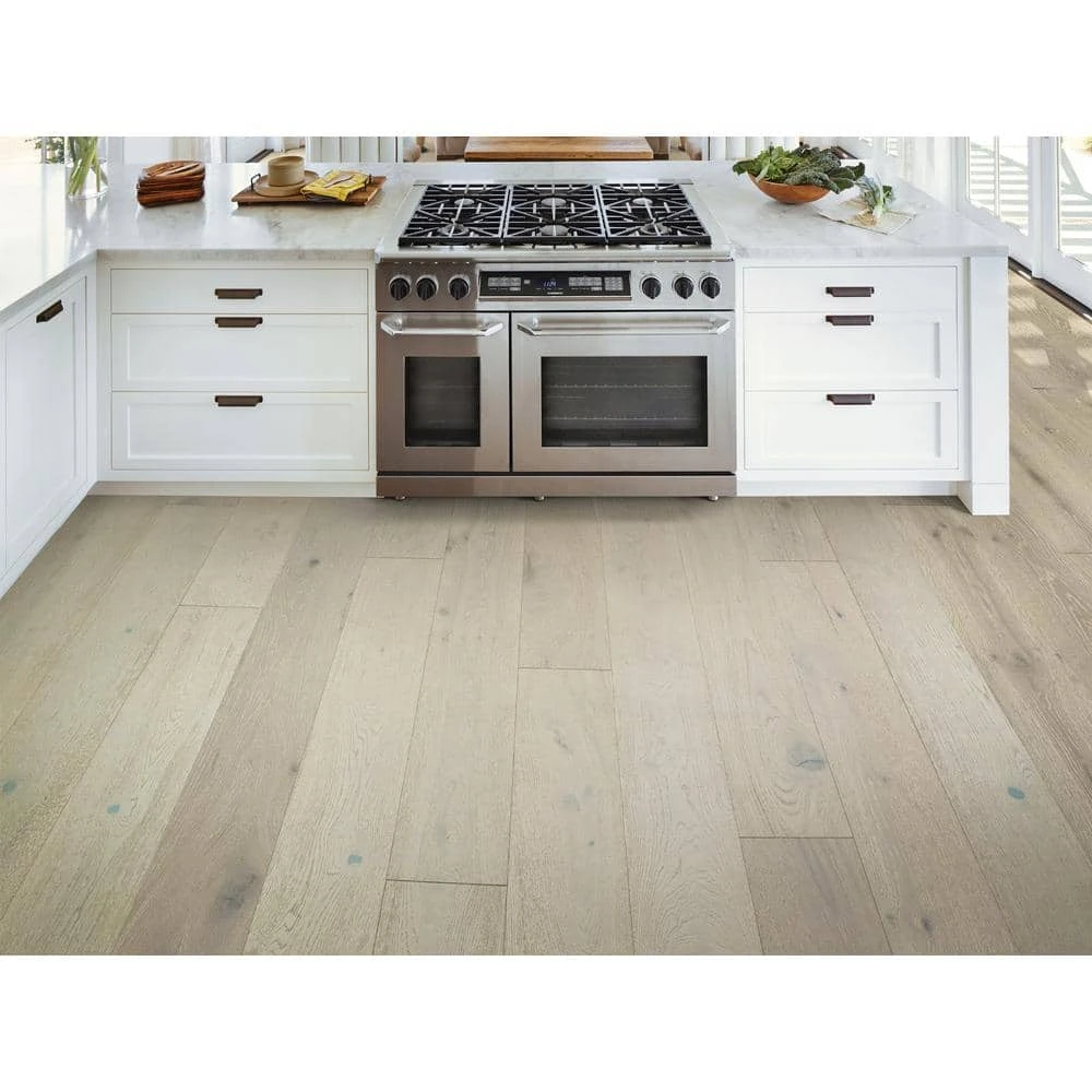 Richmond Oak 7-1/2 in. W Journal Engineered Hardwood Flooring (31.09 sq. ft./case) by Shaw 2 Richmond Oak 7-1/2 in. W Journal Engineered Hardwood Flooring (31.09 sq. ft./case) by Shaw - Image 2